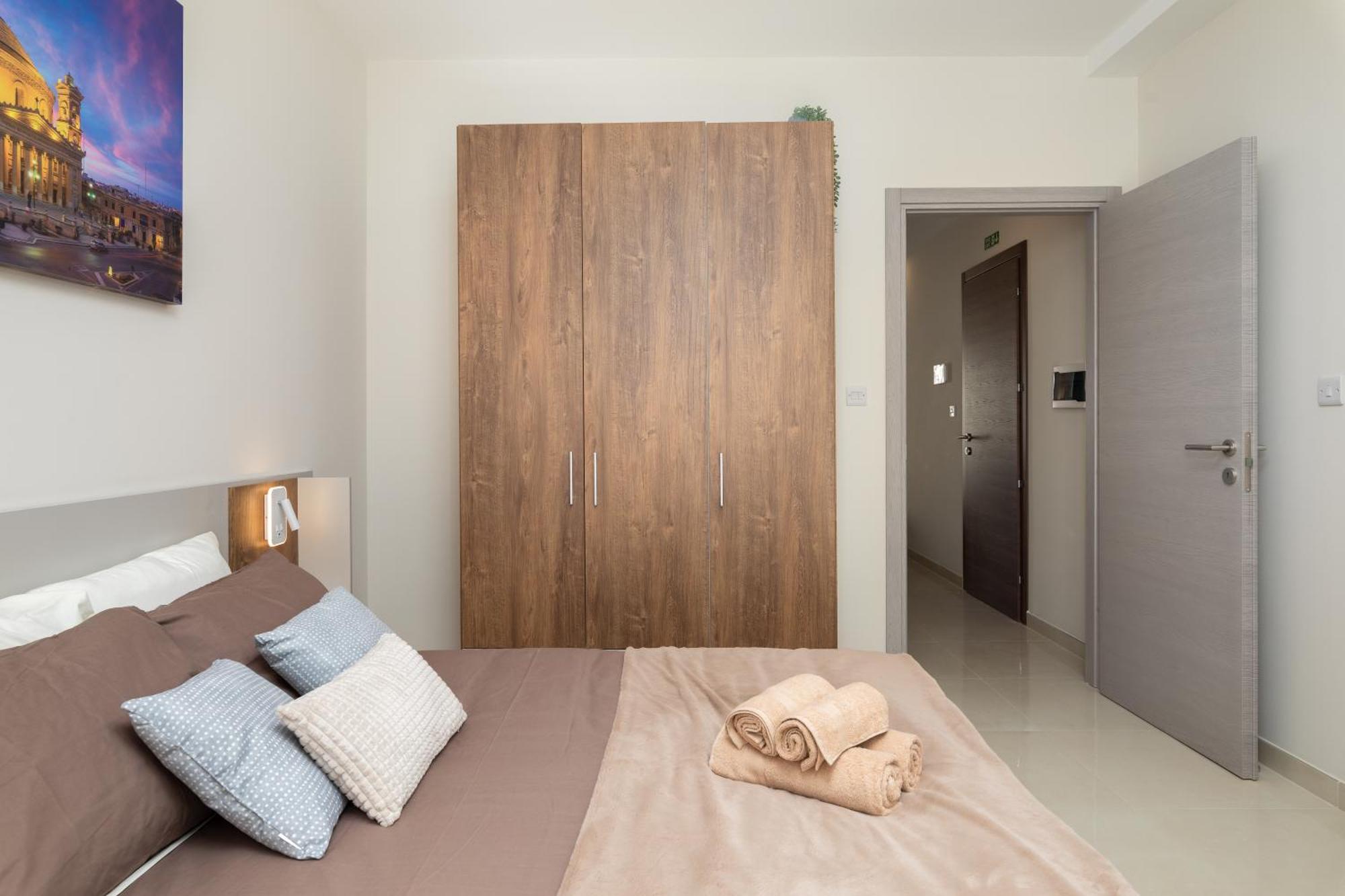 Edka Suites - Modern Sunlit 2Bd Apartments With Balconies - Close To Sliema Promenade, St Julian'S & St Georges Bay Gzira Exterior foto